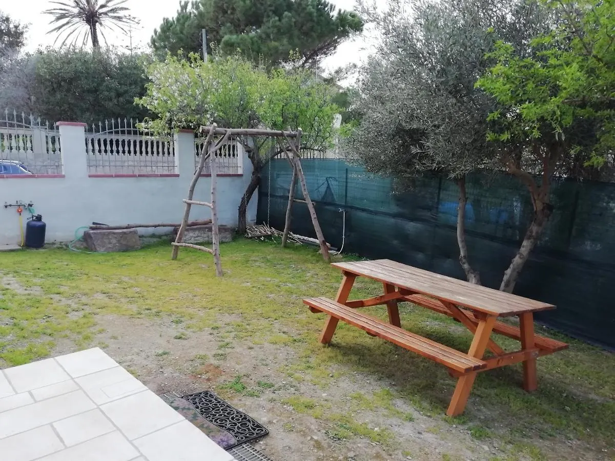 B&B da Zio Lino SantʼAntìoco 0*,