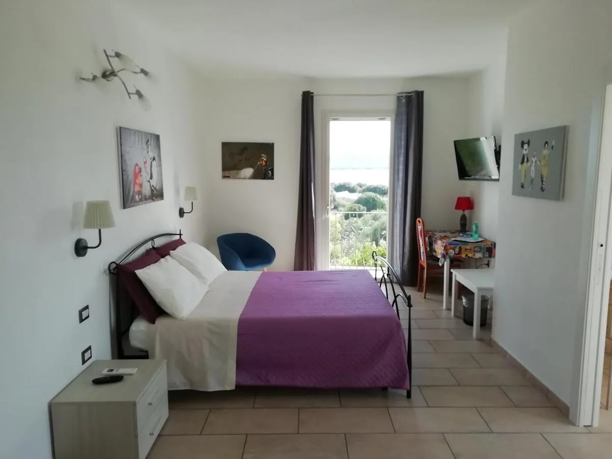 B&B da Zio Lino SantʼAntìoco Bed & Breakfast